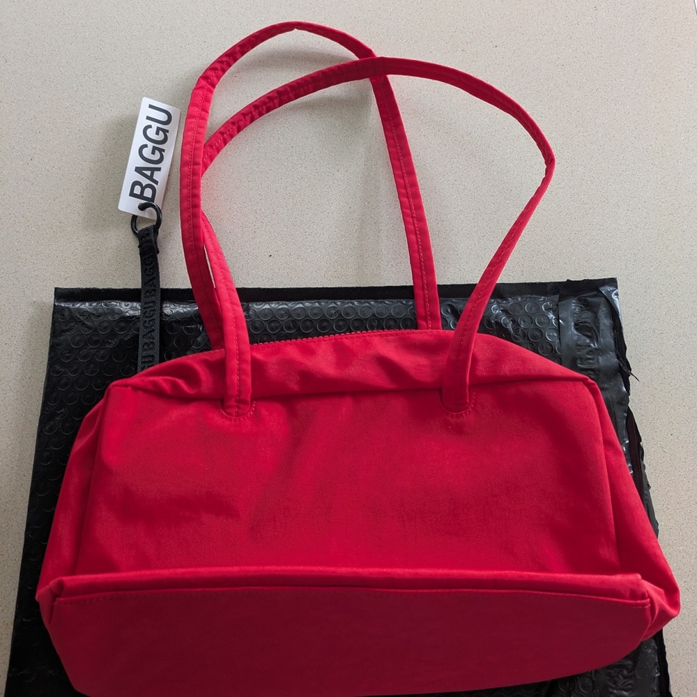 BAGGU Bowler Bag in Candy Apple